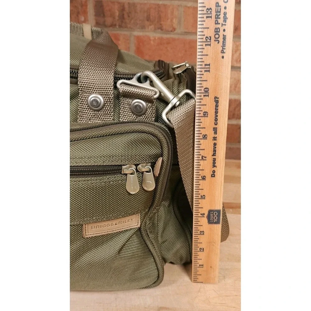 Briggs & Riley Baseline Travelware Nylon Cabin Duffle Bag 16 Inch Olive Green